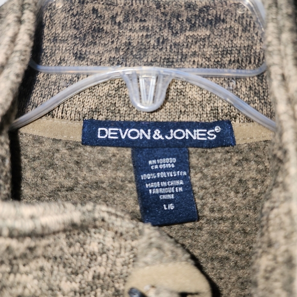 Devon&Jones Men's Beige Pullover Sweater - Picture 2 of 11